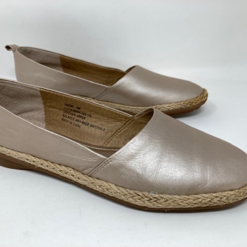 Lucca Lane Women's Naomi Leather Casual Slides Size 6W